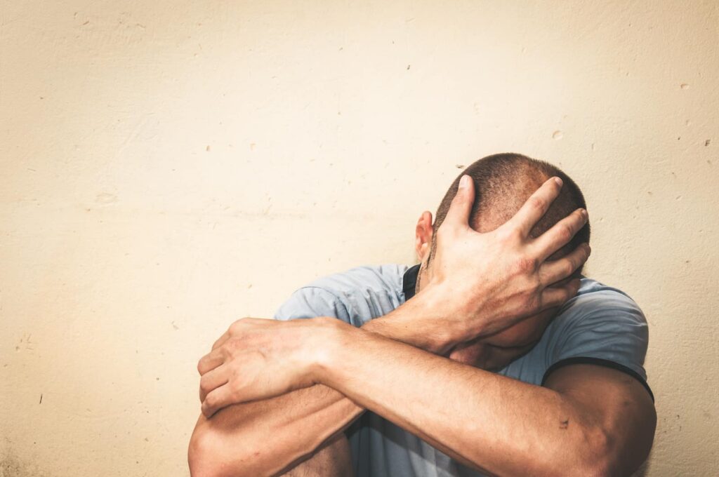 man experiencing issues with narcotics