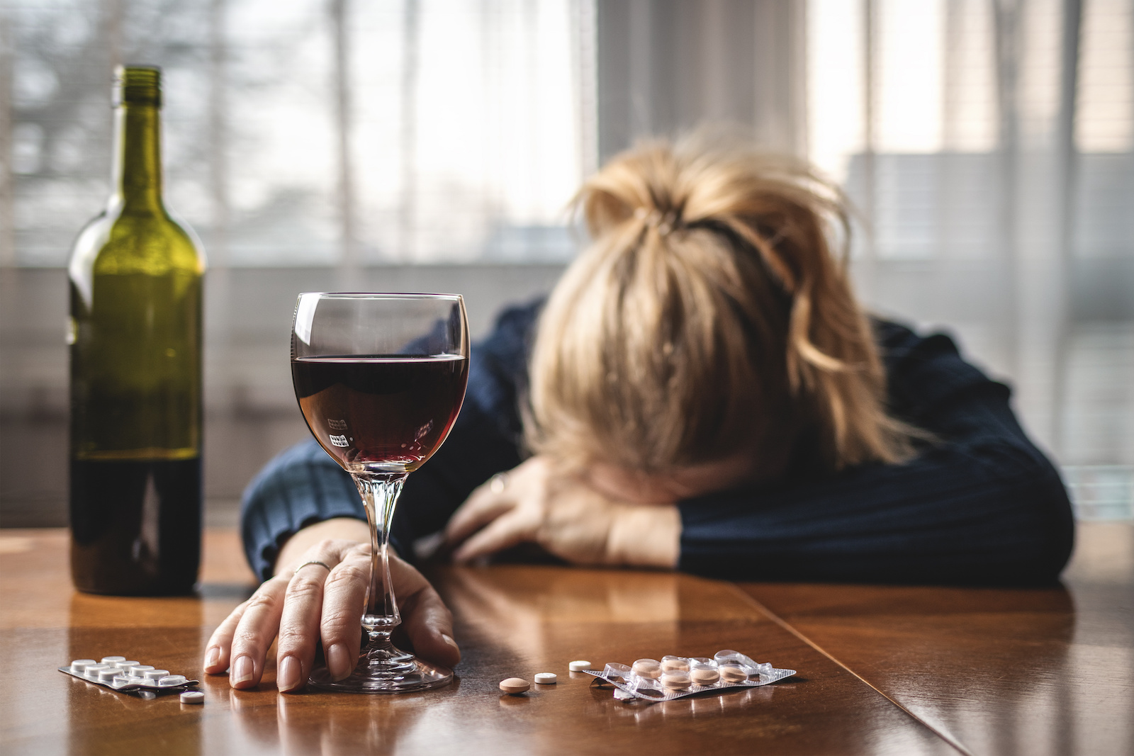 The Fatal Risks Of Mixing Xanax And Alcohol: Why You Need To Steer Clear Of This Dangerous Combo