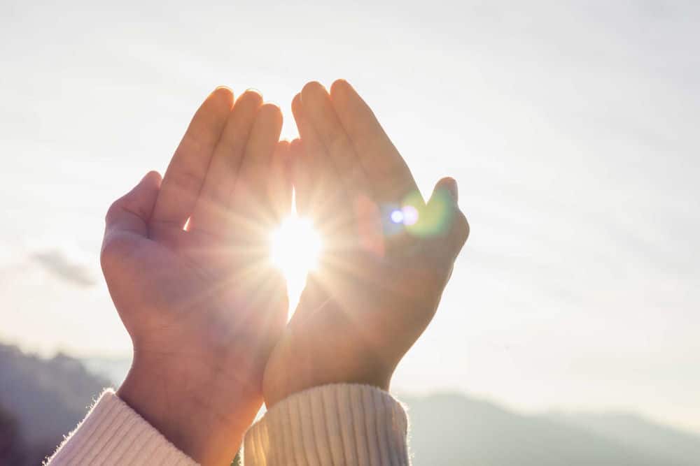 close-up of hands used in emdr therapy in orange county